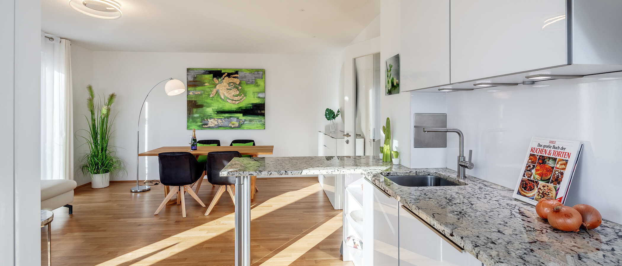 appartement München Aubing 03 cuisine 12136