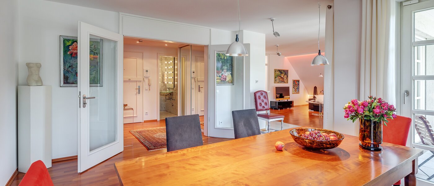 appartement München Herzogpark 01 salle à manger 12265