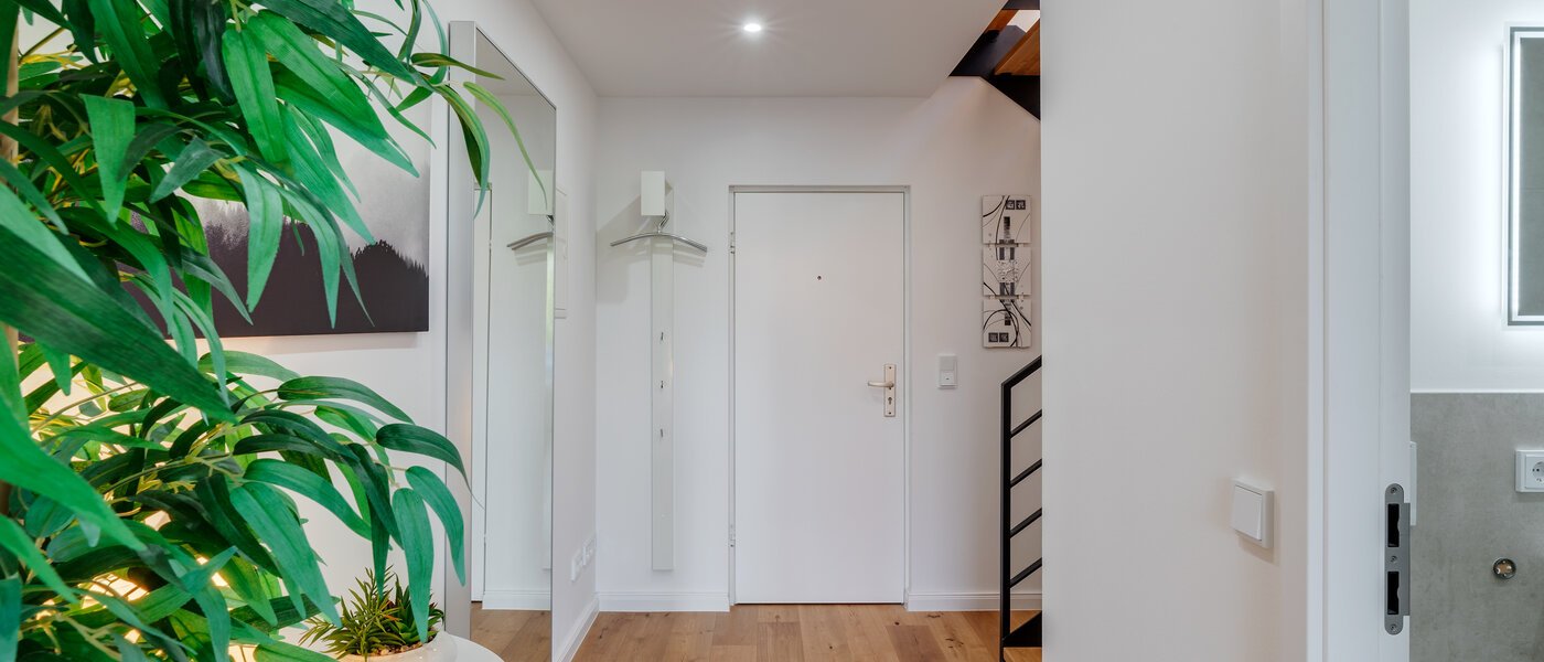 appartement style maisonnette München Moosach 04 entrée/couloir 12293