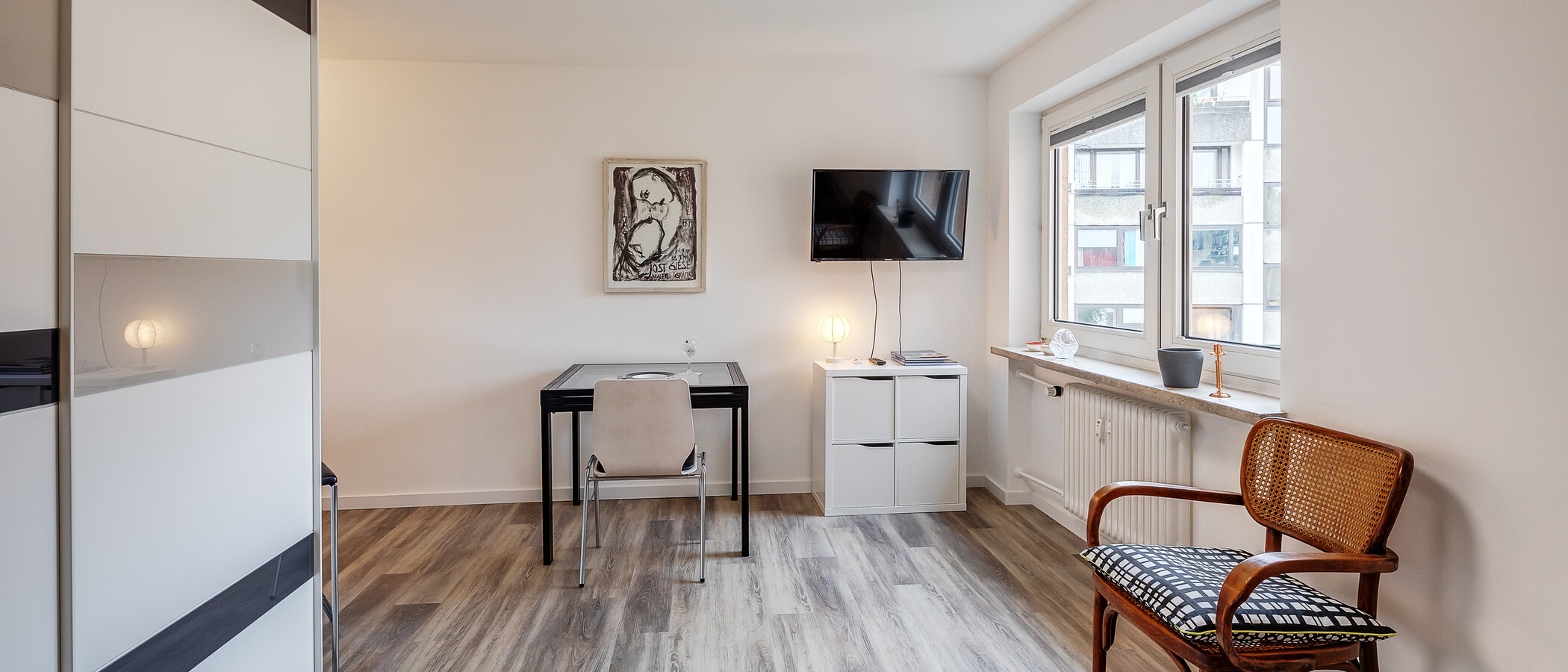 studio München Au 02 pièce à vivre 12297