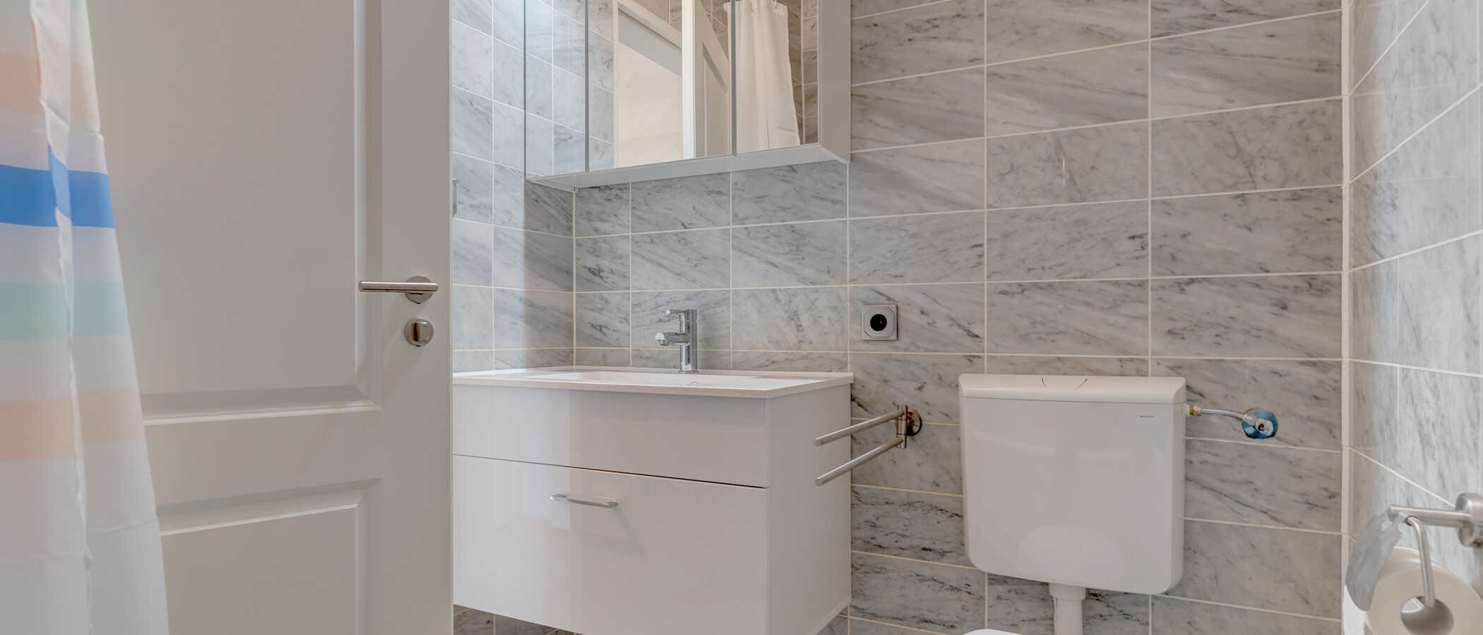 appartement München Bogenhausen 03 salle de bain 12300