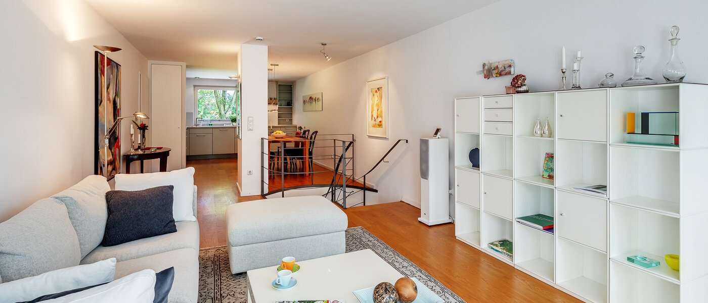 appartement style maisonnette München Cosimapark 01 pièce à vivre 12301