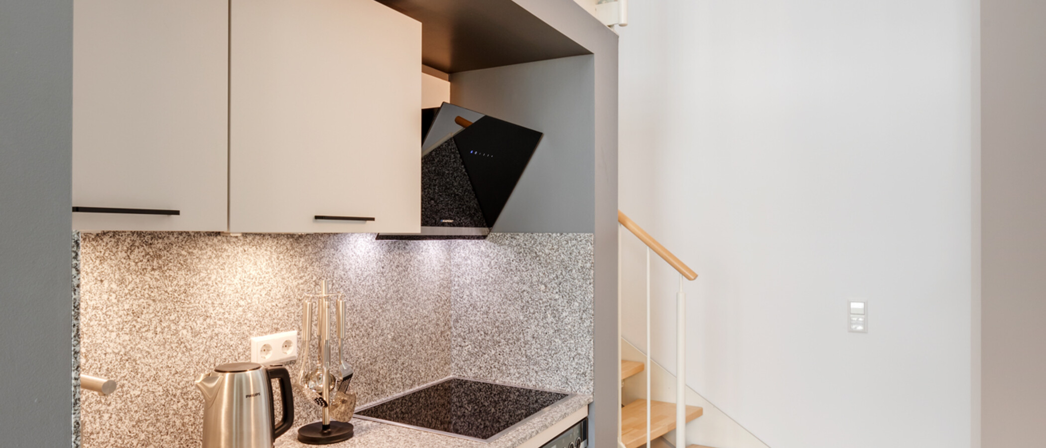 appartement avec mezzanine München Ludwigsvorstadt 02 cuisine 12314
