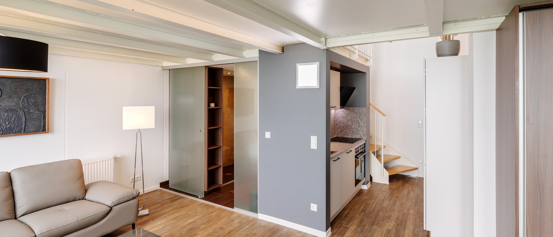 appartement avec mezzanine München Ludwigsvorstadt 06 pièce à vivre 12314