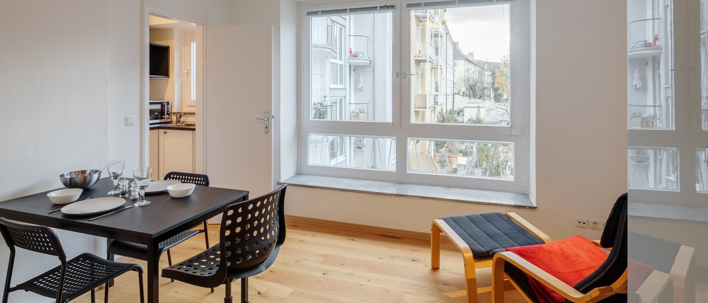 appartement München Neuhausen 02 pièce à vivre 12413