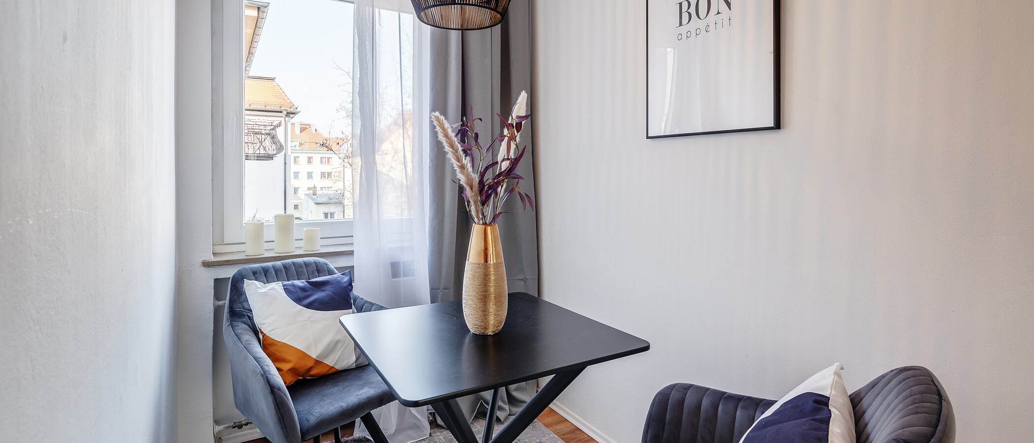 appartement München Neuhausen 01 salle à manger 12418