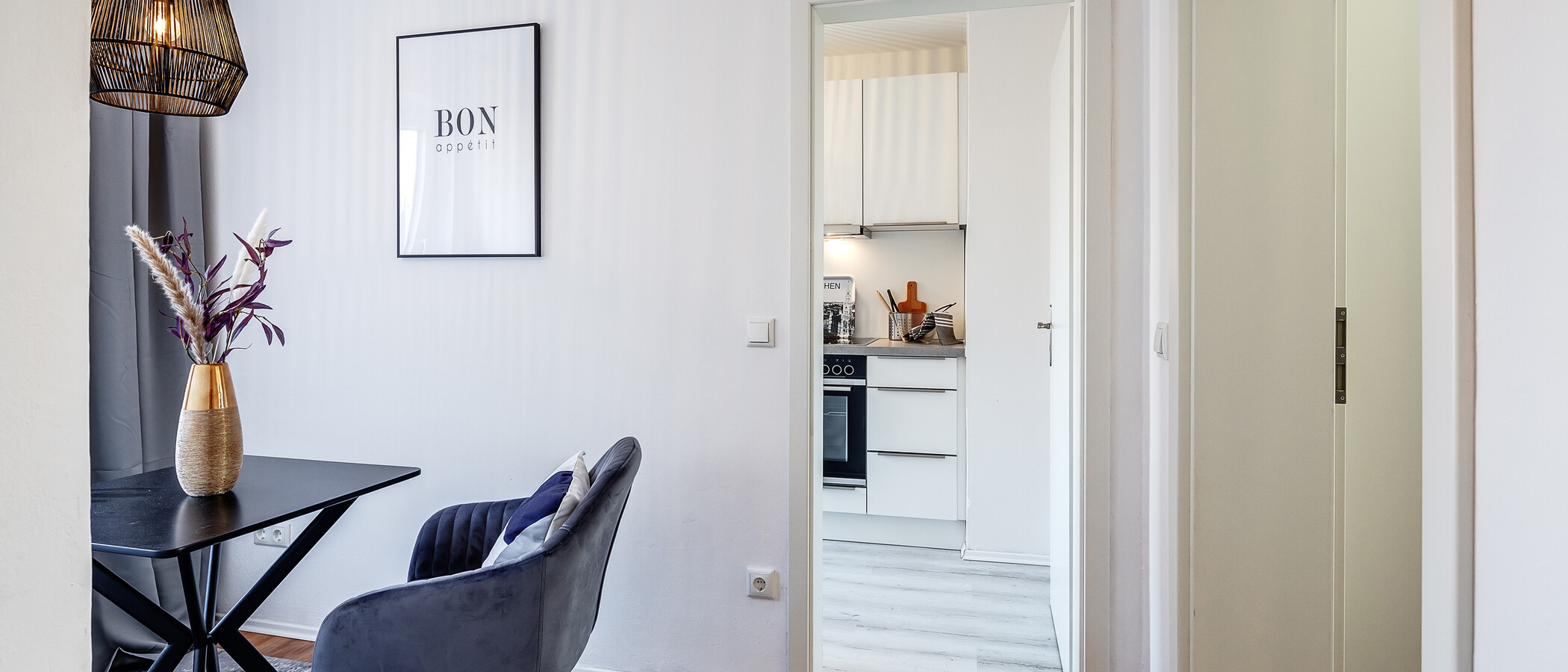 appartement München Neuhausen 02 salle à manger 12418