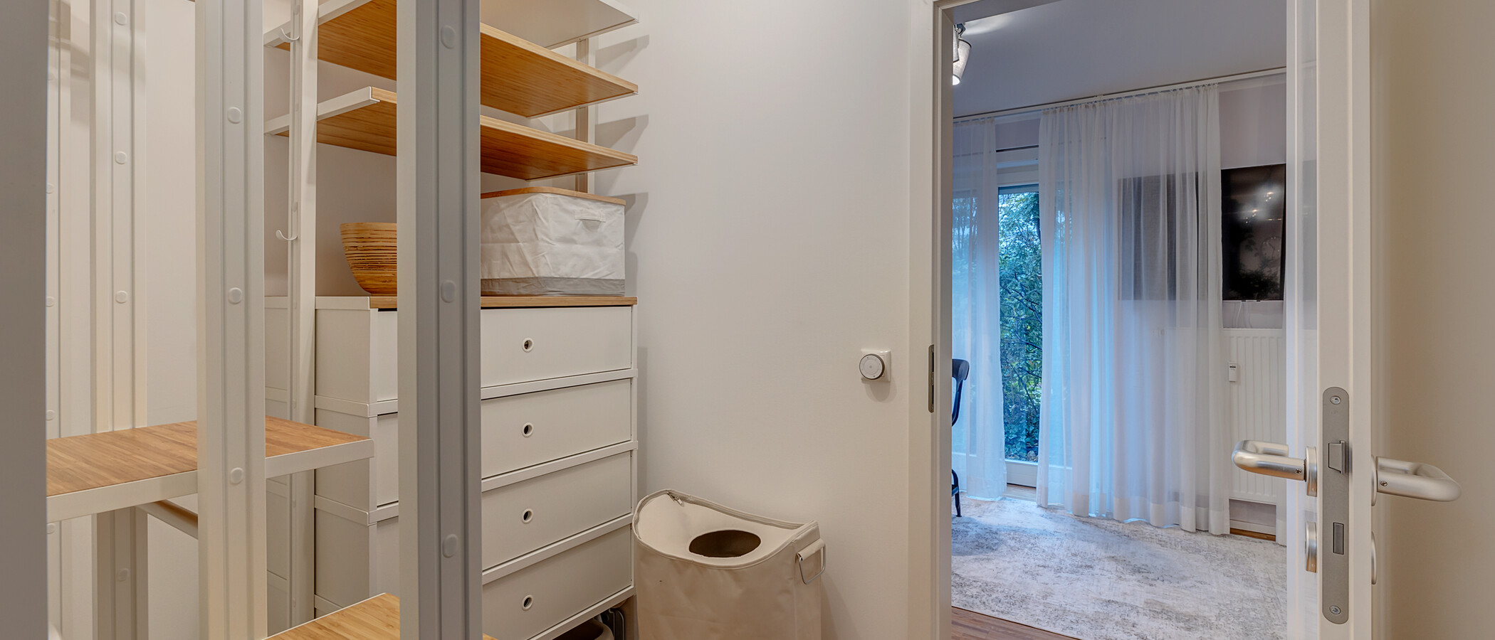 appartement München Schwanthalerhöhe 02 dressing 12426
