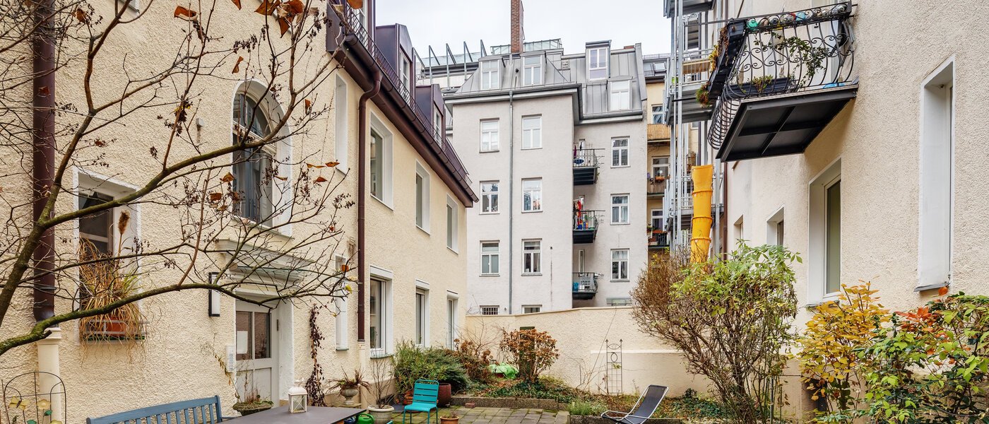 appartement style maisonnette München Gärtnerplatzviertel 01 cour intérieure 12440