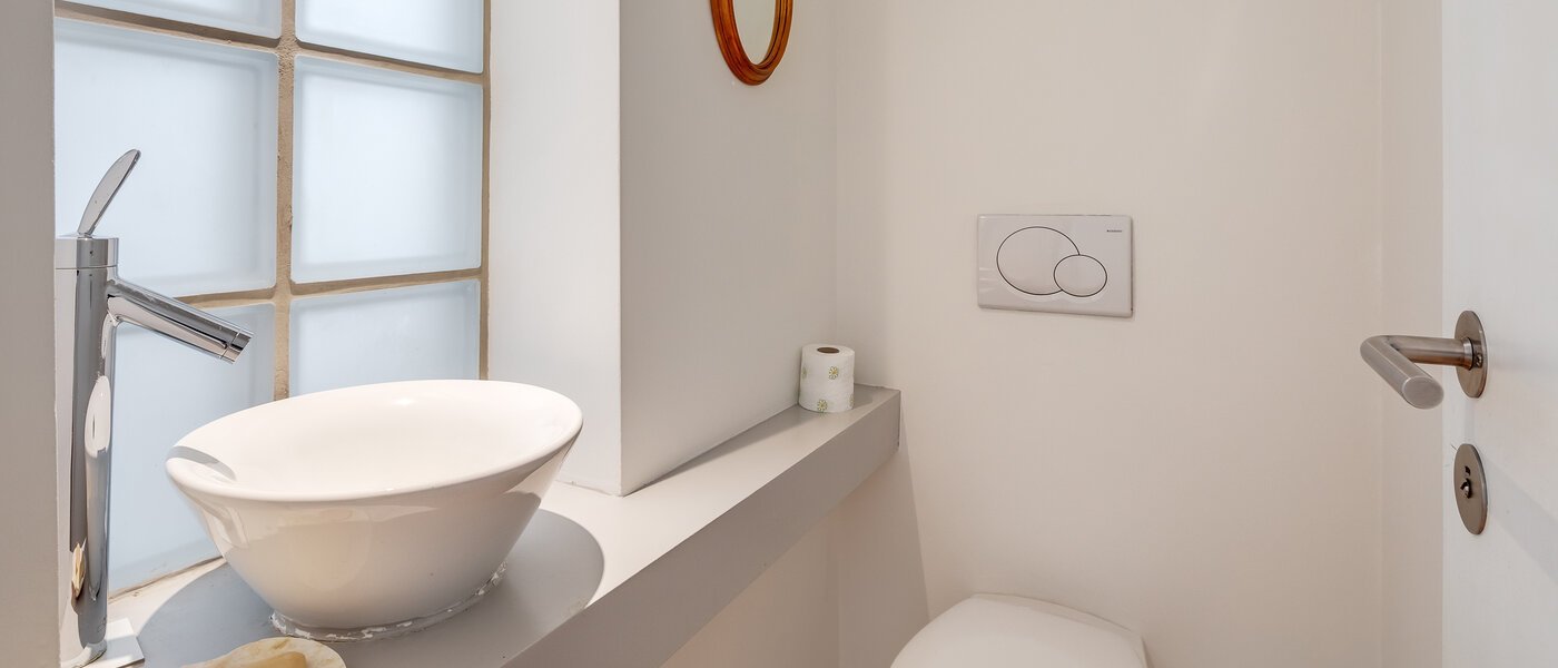 appartement style maisonnette München Gärtnerplatzviertel 01 deux toilettes 12440