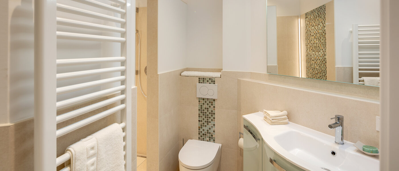 appartement sous les toits München Au 02 salle de bain 12452