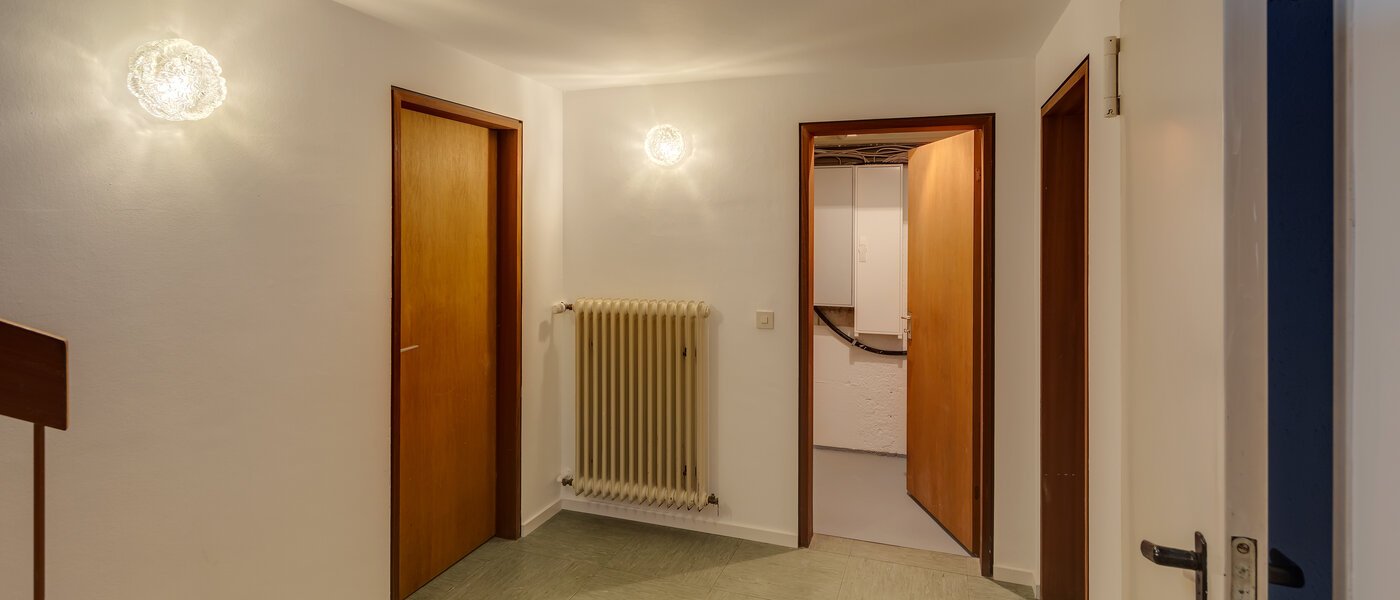 dernière maison de la rangée de maisons mitoyennes München Obersendling 06 entrée/couloir 12456