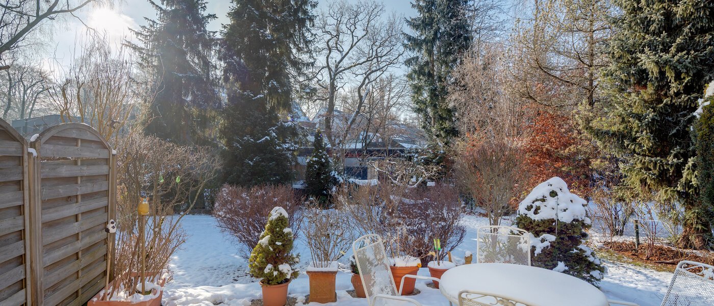 dernière maison de la rangée de maisons mitoyennes München Obersendling 02 terrasse 12456