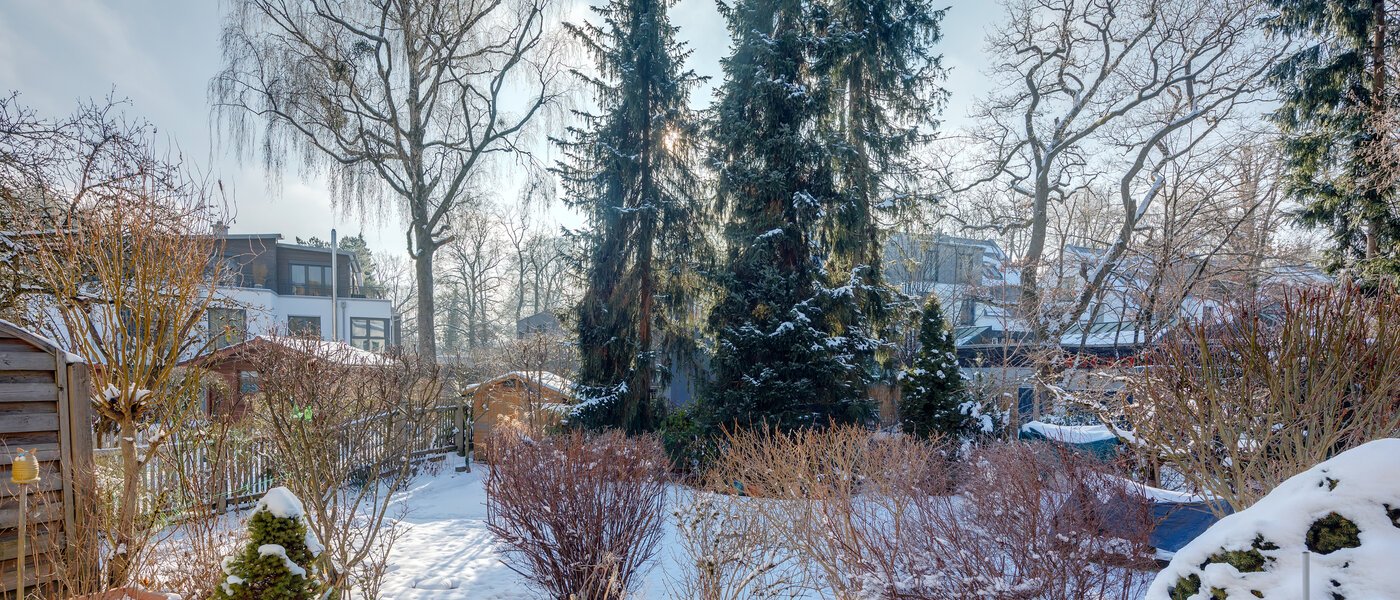 dernière maison de la rangée de maisons mitoyennes München Obersendling 01 vue 12456