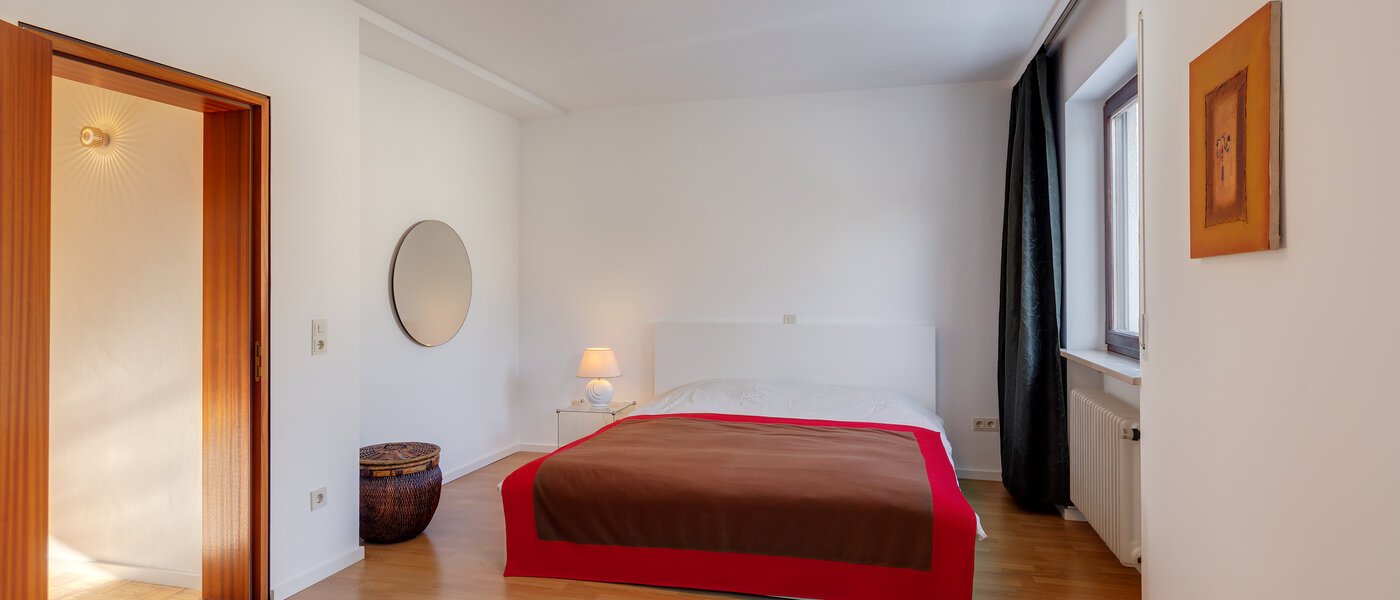 dernière maison de la rangée de maisons mitoyennes München Obersendling 01 1ère chambre 12456