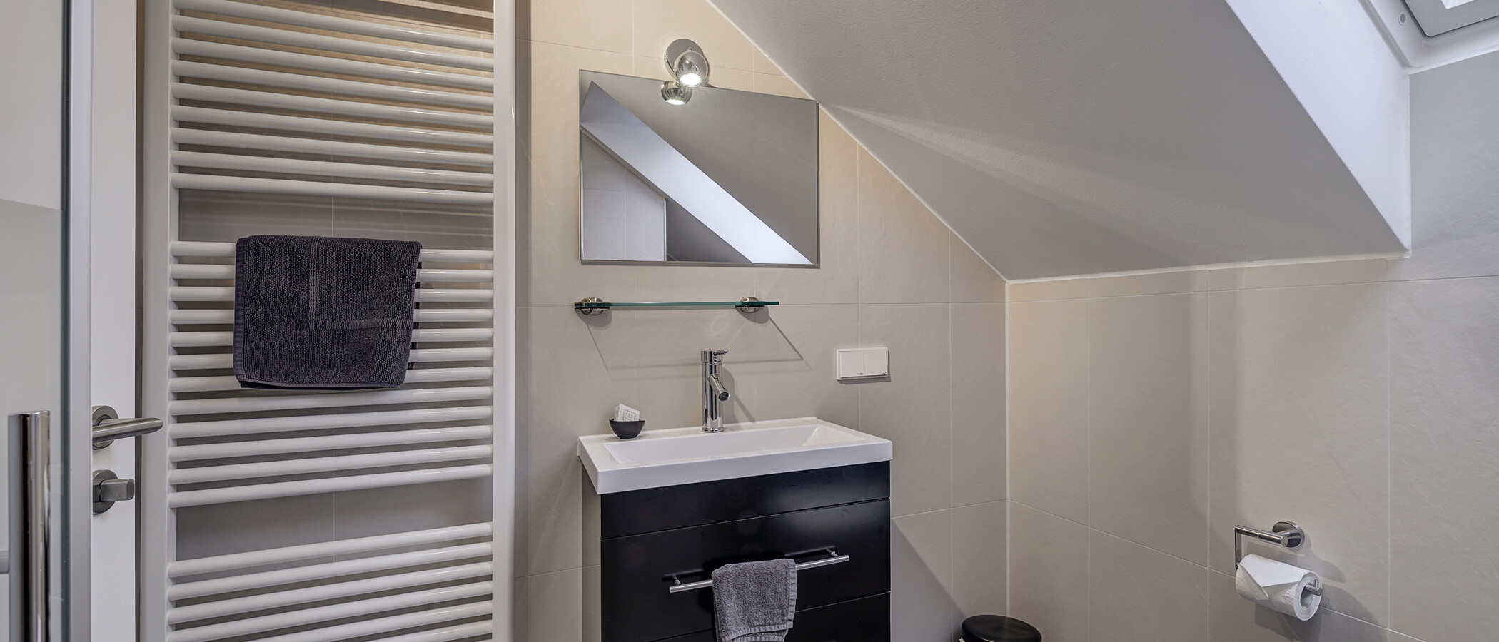 maison mitoyenne placée au milieu de la rangée Baldham Vaterstetten 03 2ème s. de bain 12473