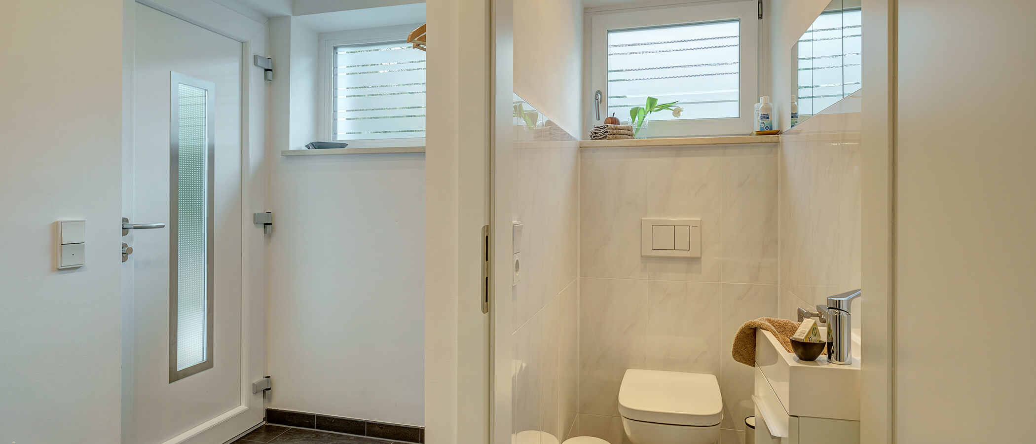 maison mitoyenne placée au milieu de la rangée Baldham Vaterstetten 02 deux toilettes 12473