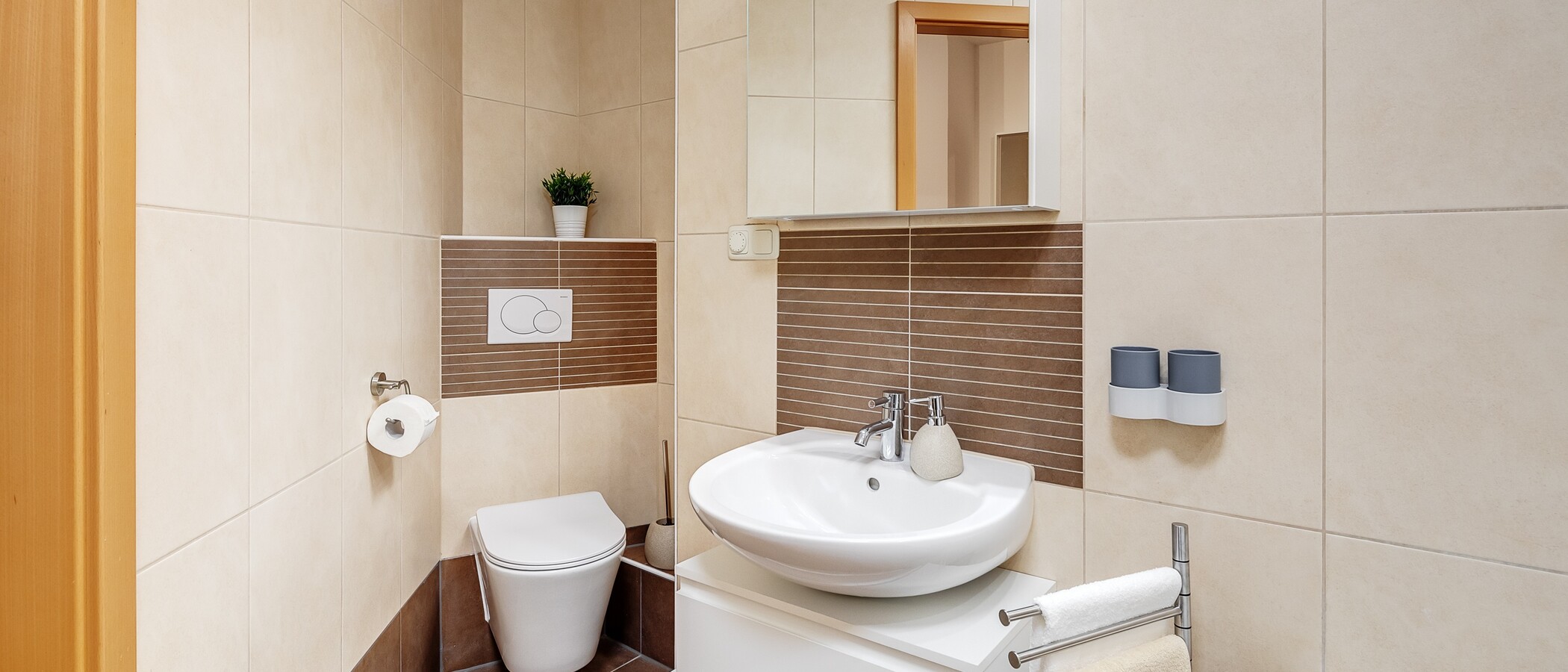 appartement style maisonnette München Milbertshofen 02 salle de bain 12485