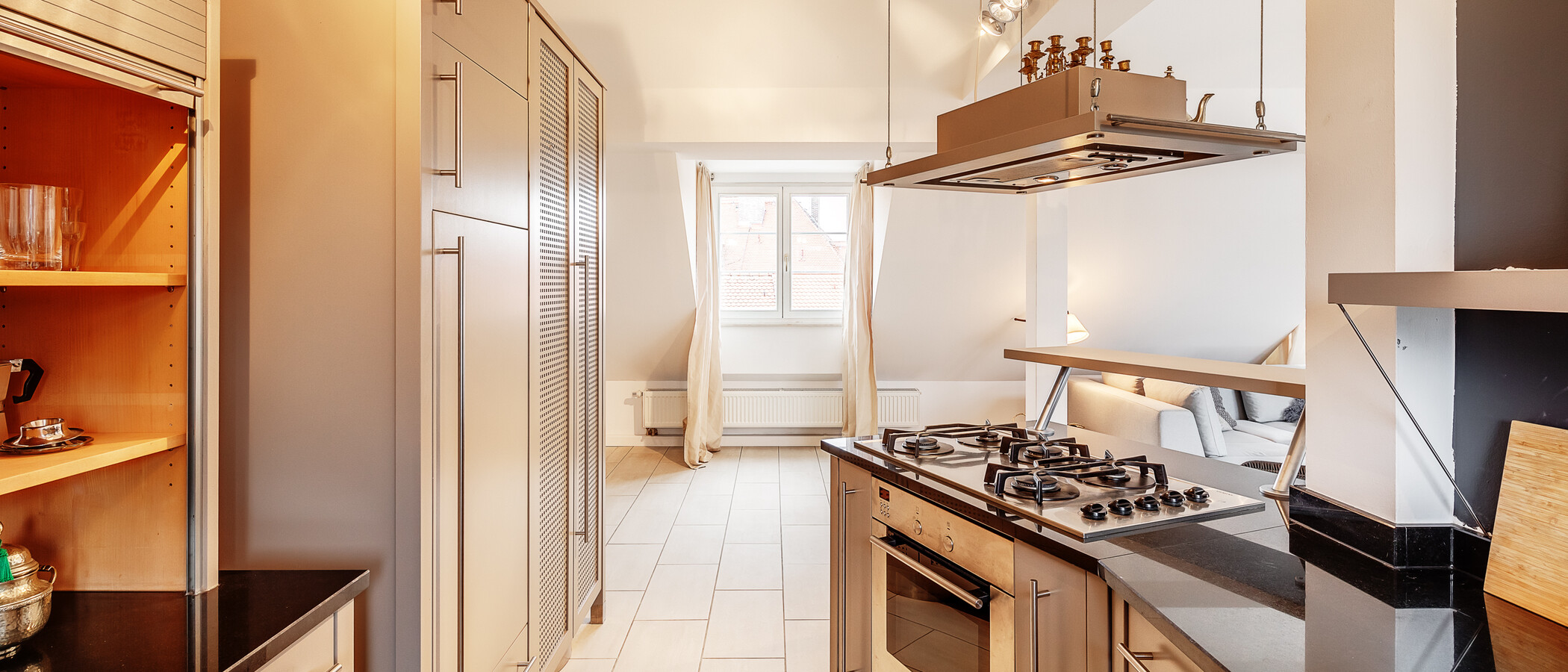 appartement sous les toits München Nymphenburg 05 cuisine 12497