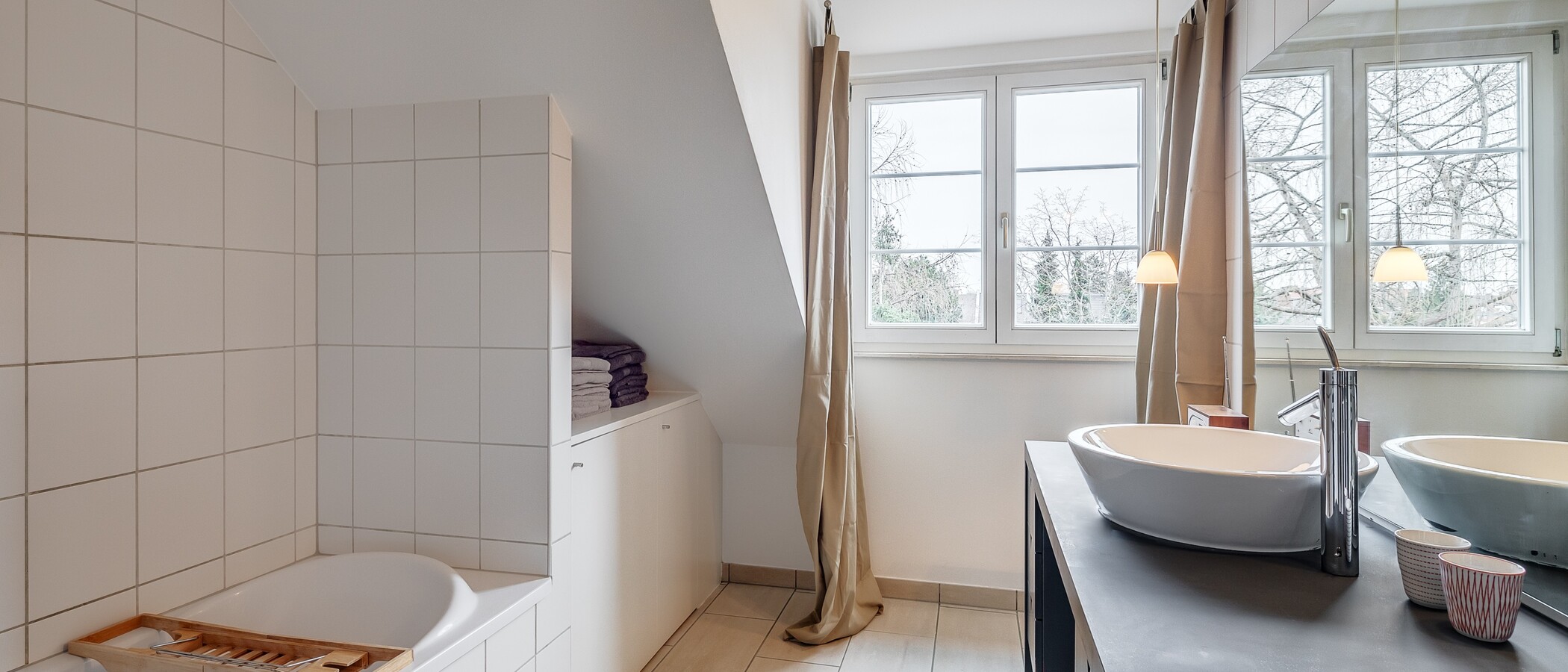 appartement sous les toits München Nymphenburg 01 salle de bain 12497