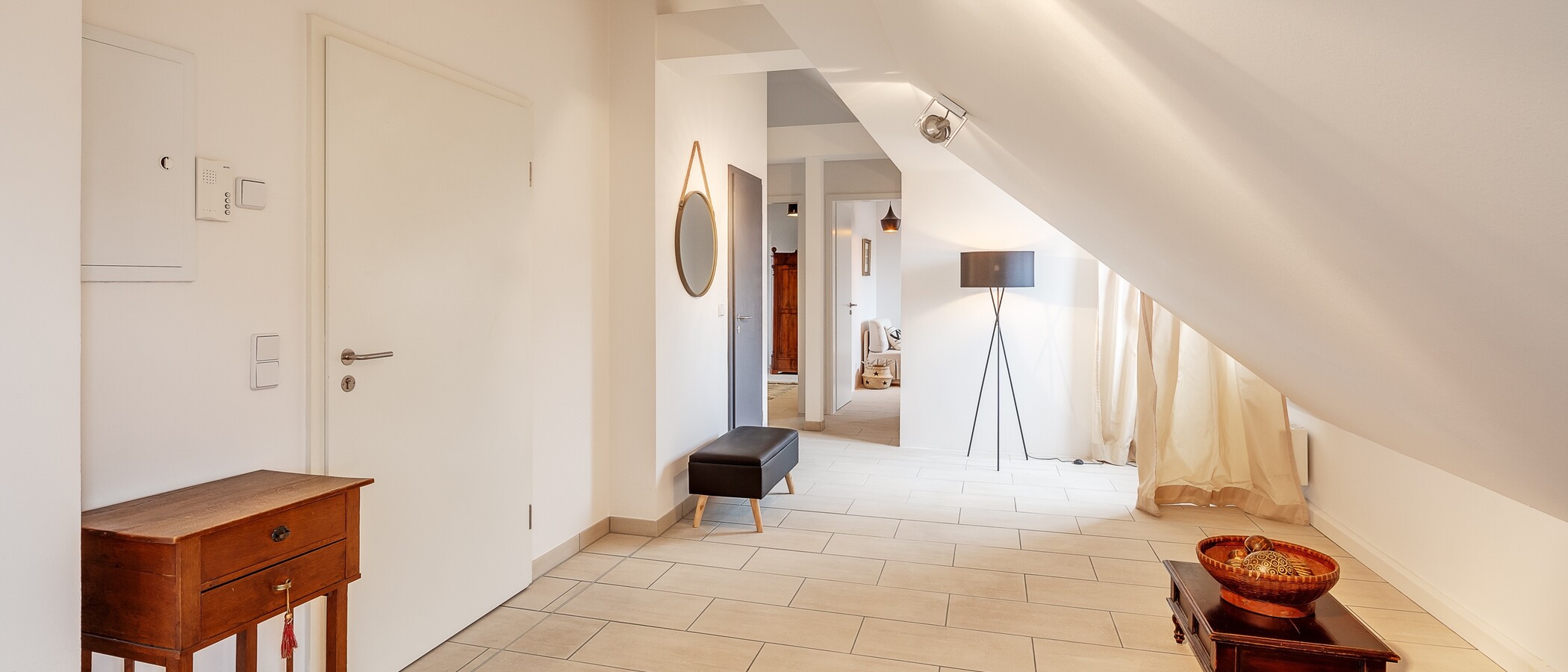 appartement sous les toits München Nymphenburg 02 entrée/couloir 12497