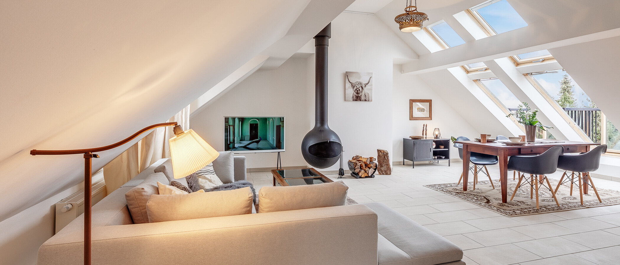 appartement sous les toits München Nymphenburg 01 pièce à vivre 12497