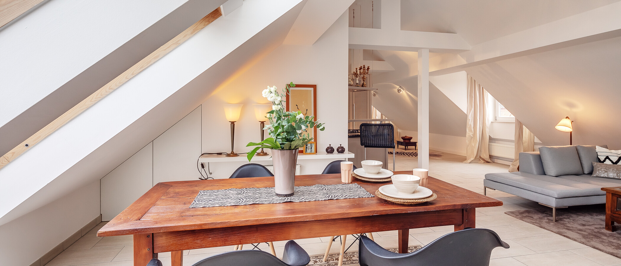 appartement sous les toits München Nymphenburg 02 salle à manger 12497