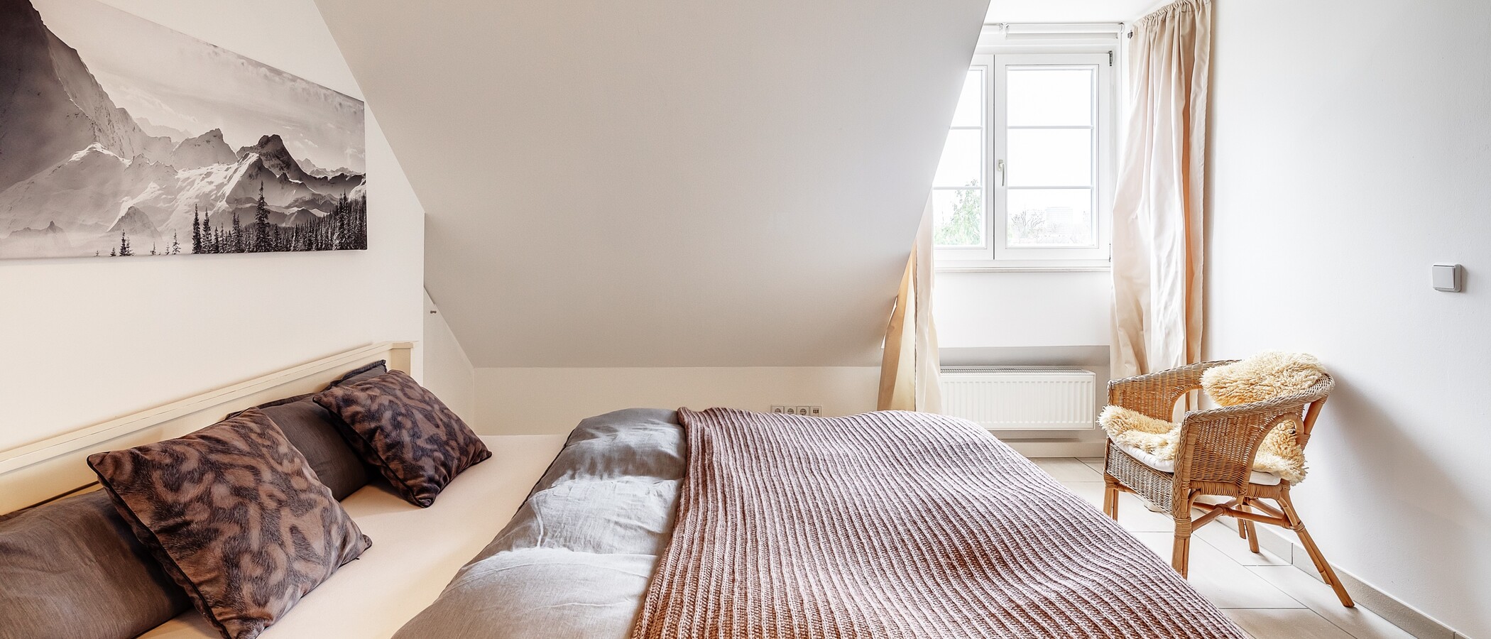 appartement sous les toits München Nymphenburg 01 1ère chambre 12497