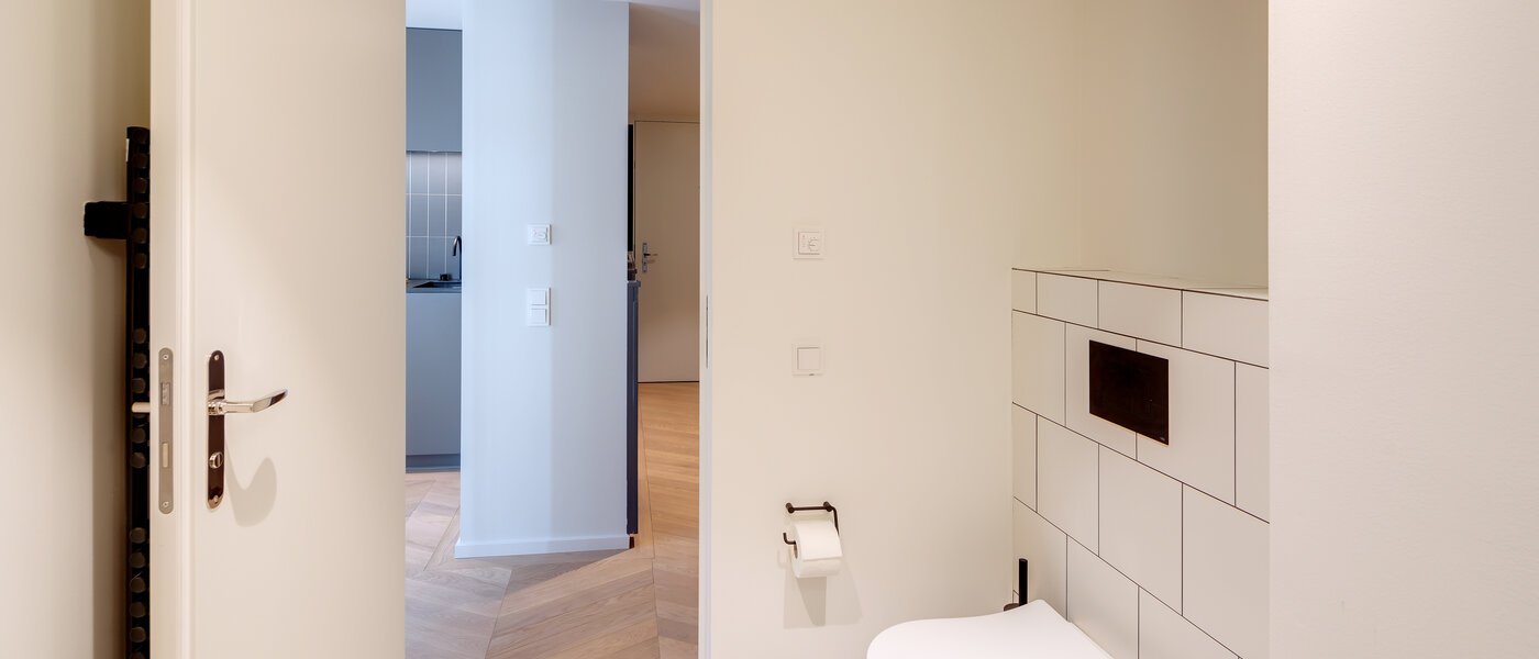 appartement style maisonnette avec mezzanine München Herzogpark 03 deux toilettes 12522