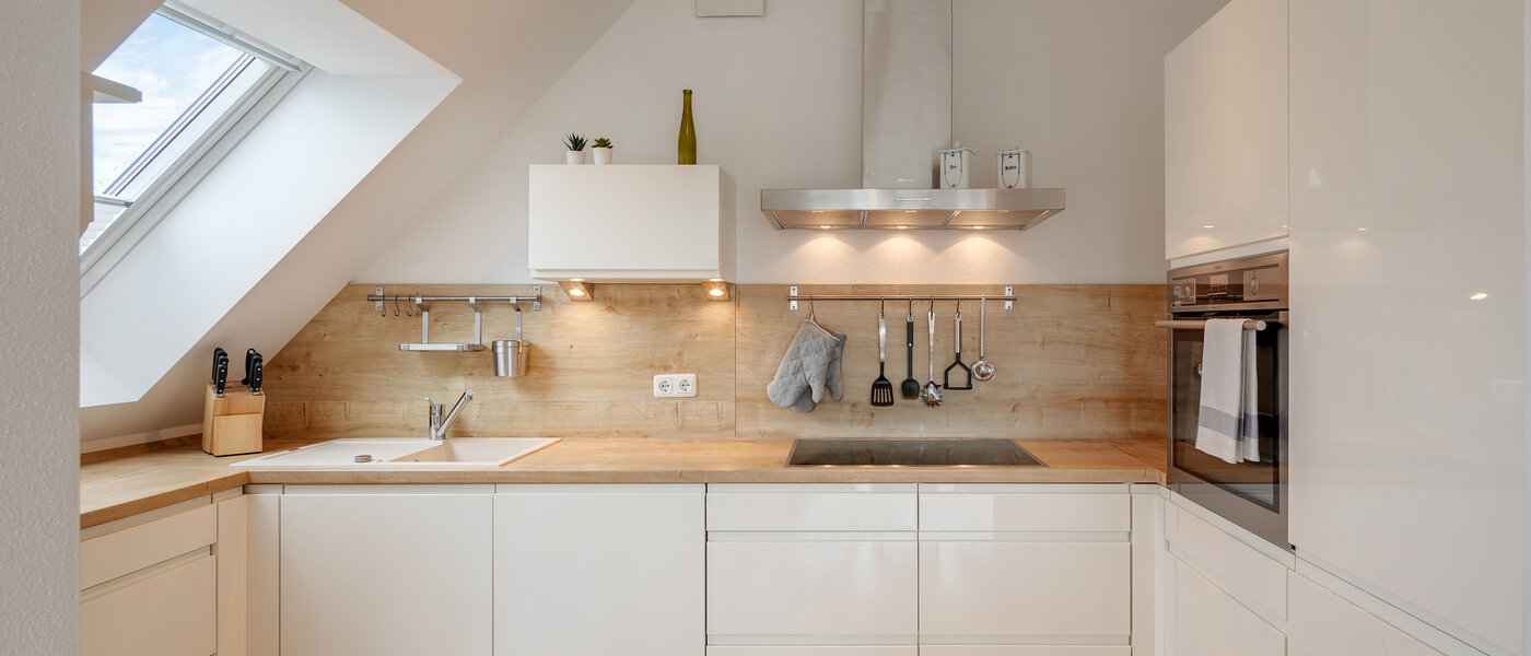 appartement sous les toits München Lerchenau 01 cuisine 12556