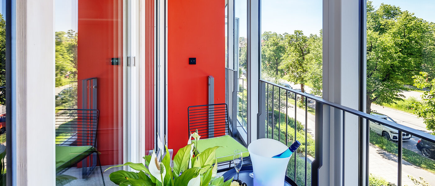 studio München Schwabing-West (rund um den Hohenzollernplatz) 01 loggia 12583