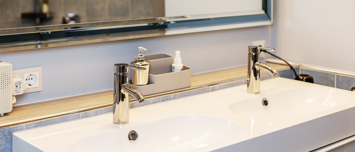 appartement avec terrasse sur le toit München Maxvorstadt 03 salle de bain 12588