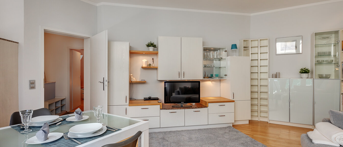 appartement avec terrasse sur le toit München Maxvorstadt 03 pièce à vivre 12588