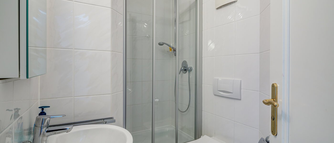 maison mitoyenne Gauting 01 2ème s. de bain 12610