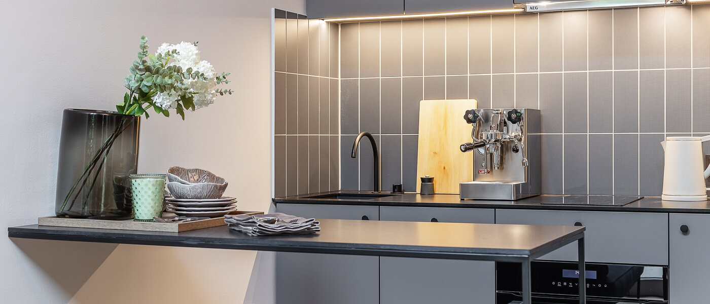 appartement style maisonnette avec mezzanine München Herzogpark 02 cuisine 12611