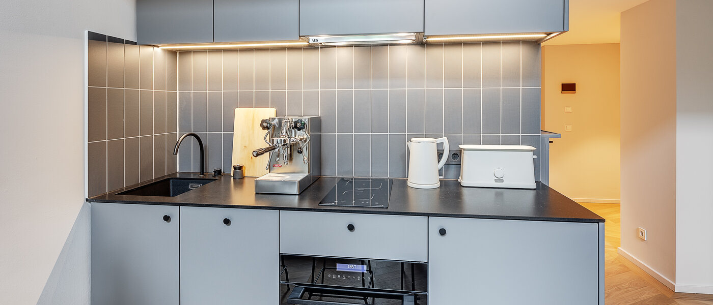 appartement style maisonnette avec mezzanine München Herzogpark 03 cuisine 12611