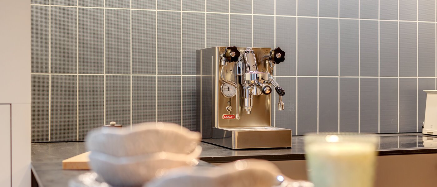 appartement style maisonnette avec mezzanine München Herzogpark 02 cuisine 12615