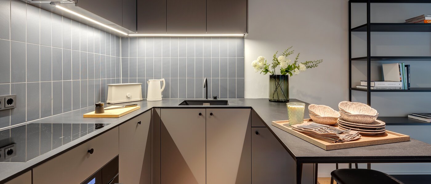 appartement style maisonnette avec mezzanine München Herzogpark 02 cuisine 12616