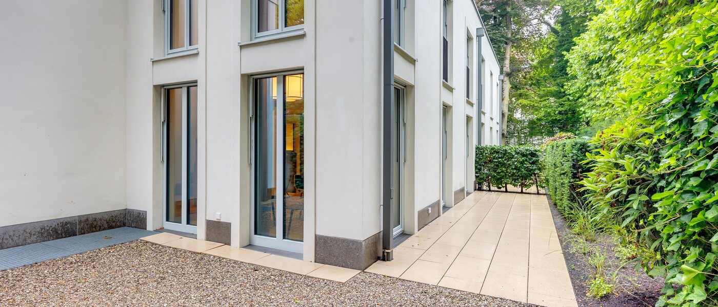 appartement style maisonnette avec mezzanine München Herzogpark 03 terrasse 12616