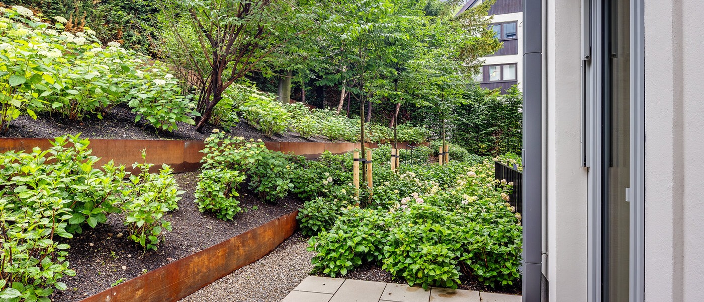 appartement style maisonnette avec mezzanine München Herzogpark 03 terrasse 12618