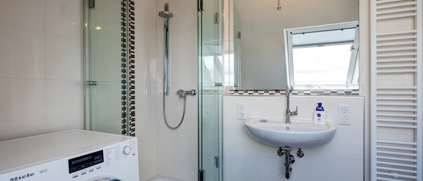 appartement style maisonnette München Pasing 02 2ème s. de bain 12653