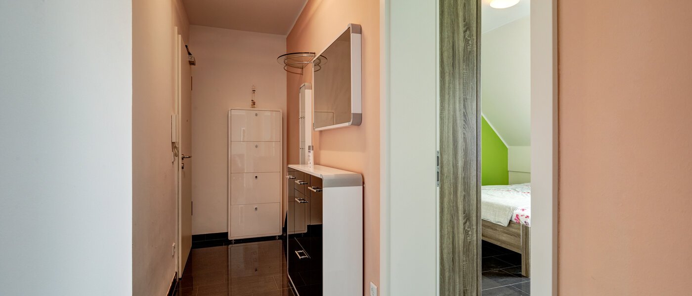 appartement style maisonnette München Pasing 01 entrée/couloir 12653