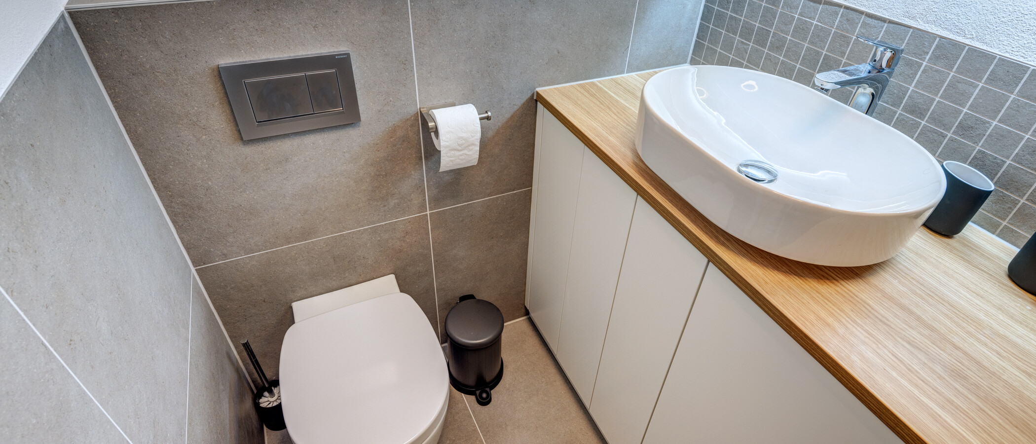 appartement sous les toits München Thalkirchen 02 salle de bain 12801