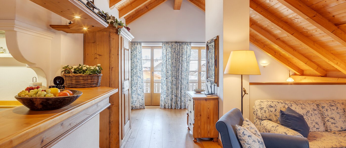 appartement sous les toits Bad Heilbrunn 04 pièce à vivre 12824