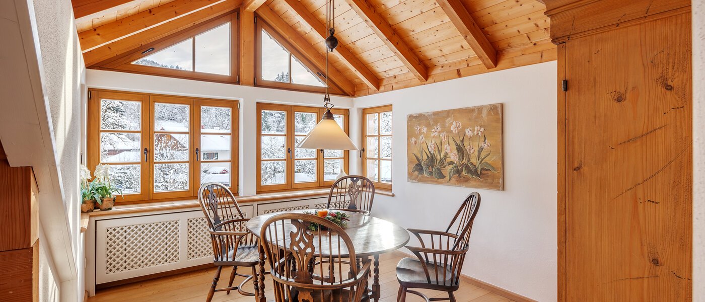 appartement sous les toits Bad Heilbrunn 01 salle à manger 12824