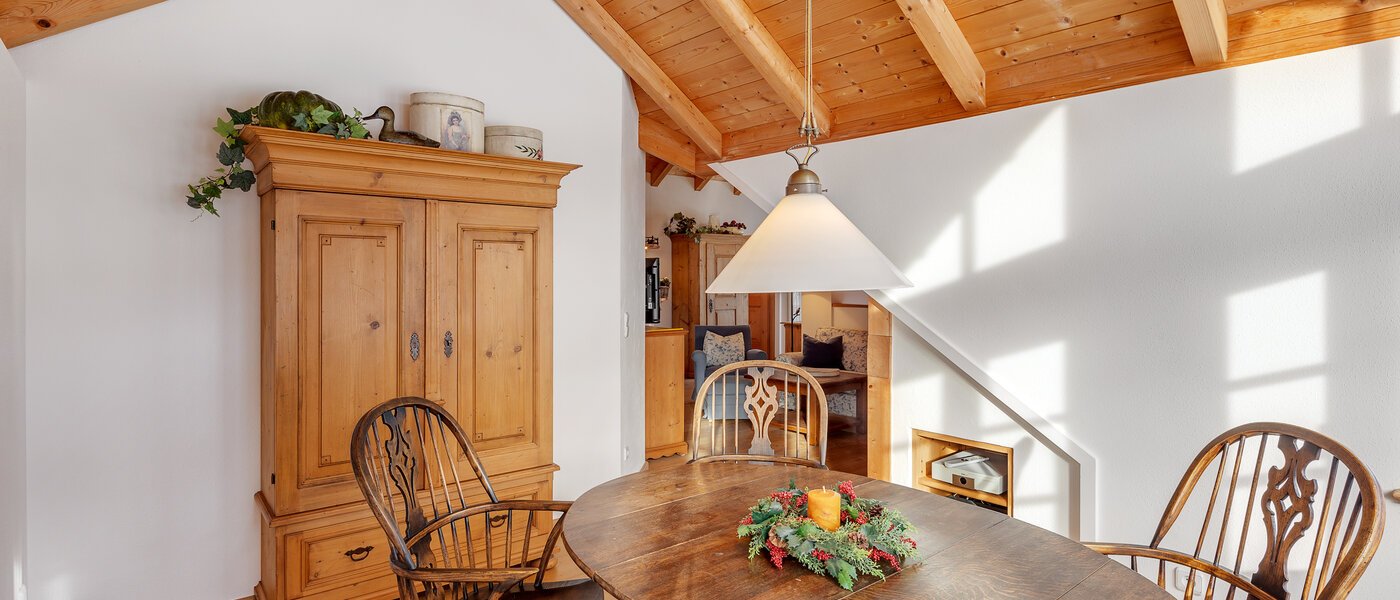 appartement sous les toits Bad Heilbrunn 02 salle à manger 12824