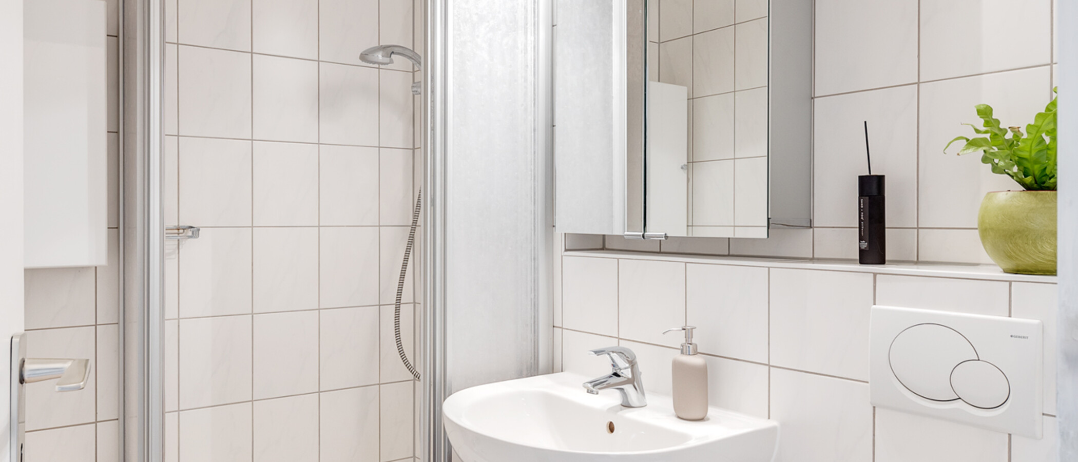 appartement München Neuhausen 01 salle de bain 12838