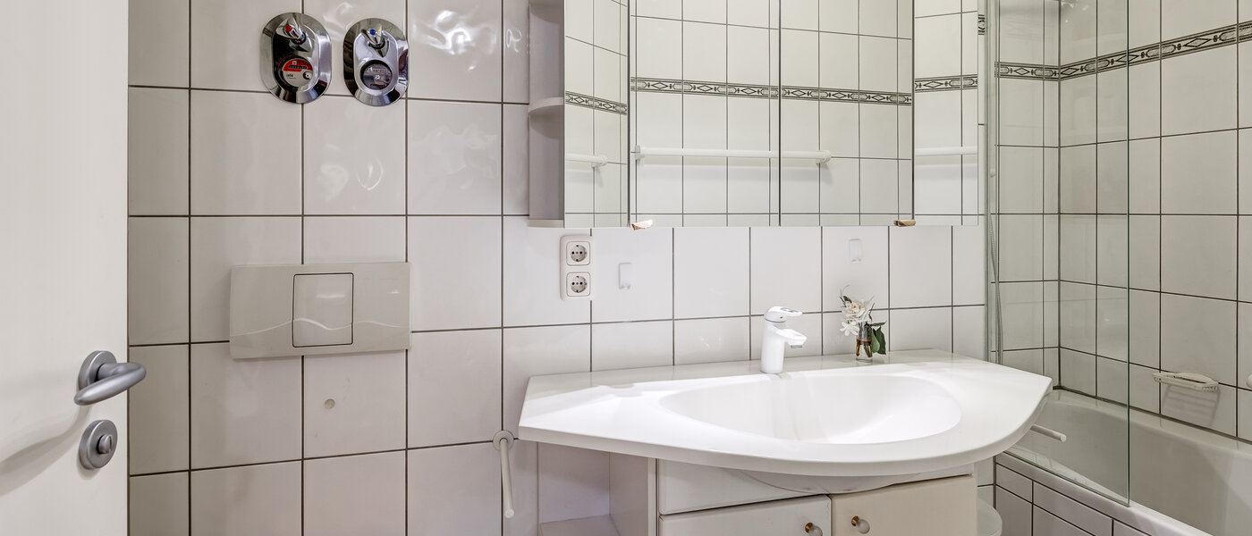 appartement avec jardin München Solln 01 1ère salle de bain 12884