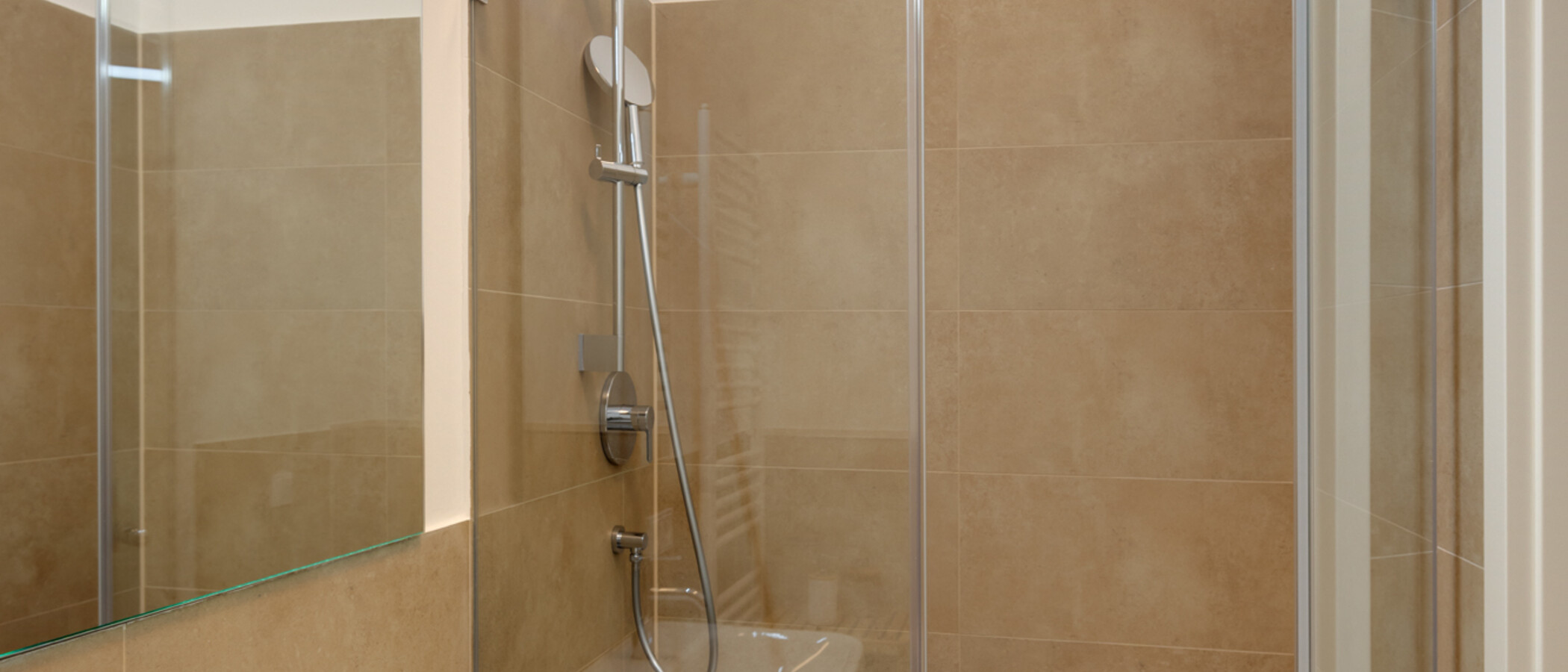 appartement sous les toits München Glockenbachviertel 01 2ème s. de bain 12963