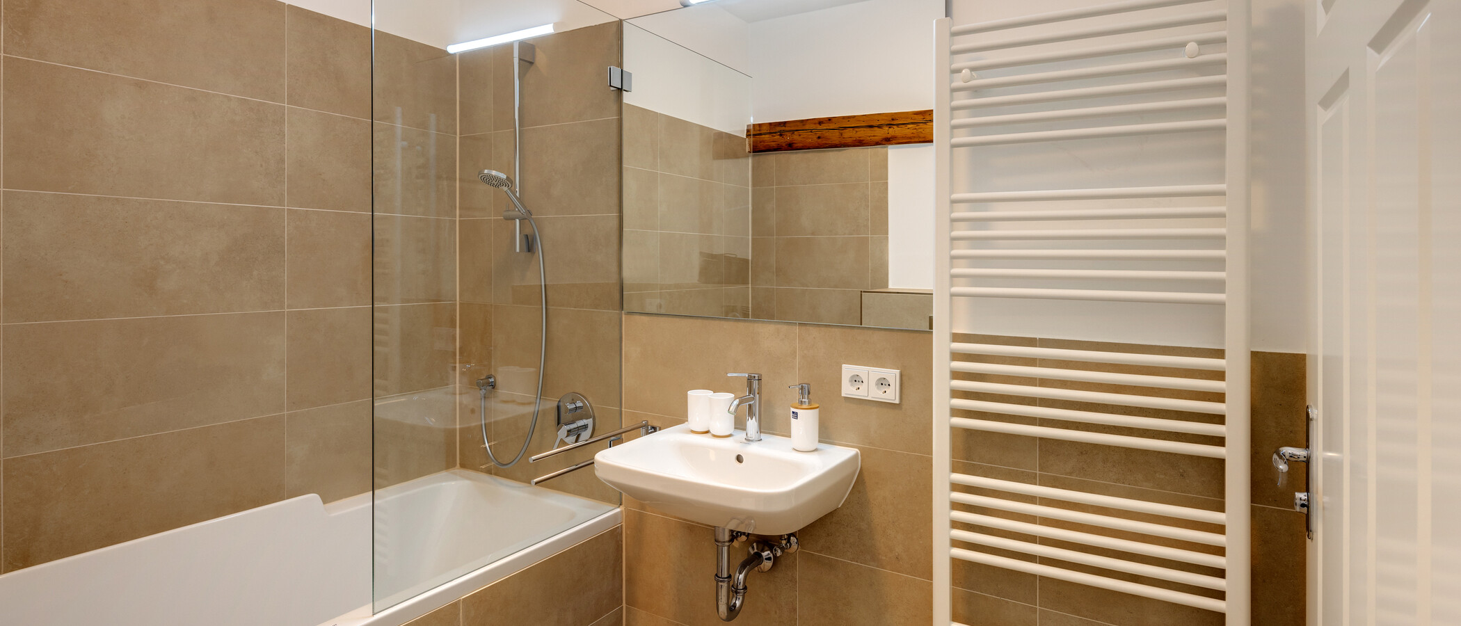 appartement sous les toits München Glockenbachviertel 02 1ère salle de bain 12963